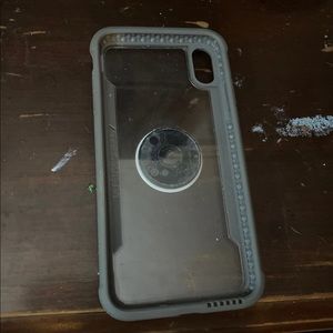 iPhone XS Max case with popsocket